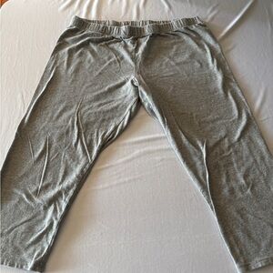 Teen XXL (19) Gray Pull-On Capri Pants - Comfortable Everyday Stretch